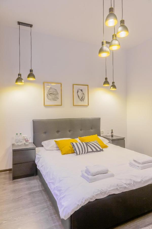 Chateau: Upscale Suites In Bucharest'S Historical Center! Exteriör bild